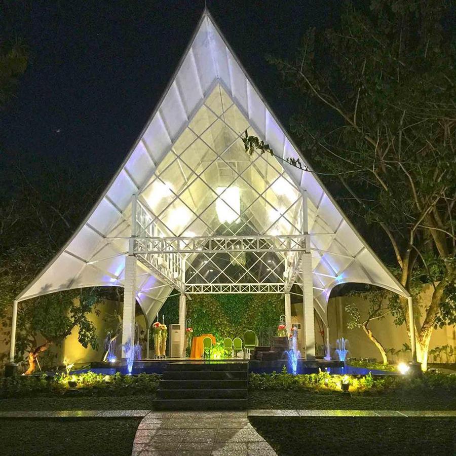 Maxonehotels At Resort Makassar Bagian luar foto