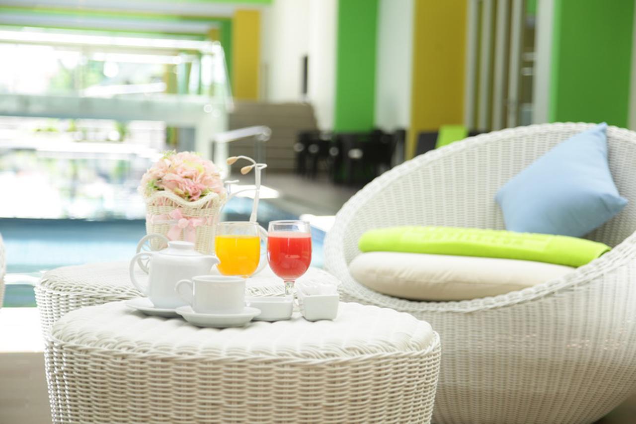 Maxonehotels At Resort Makassar Bagian luar foto